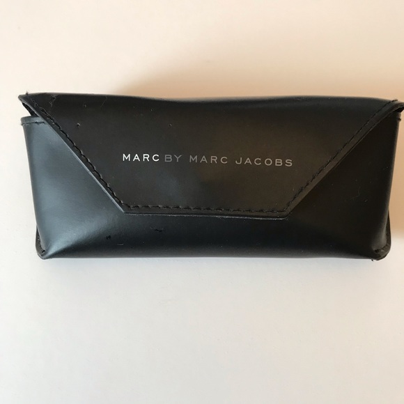 Marc by Marc Jacobs Sunglasses w case - Picture 6 of 7